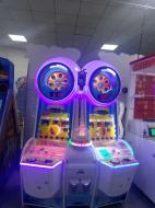 悅動彈球，成色極佳 彩票機
